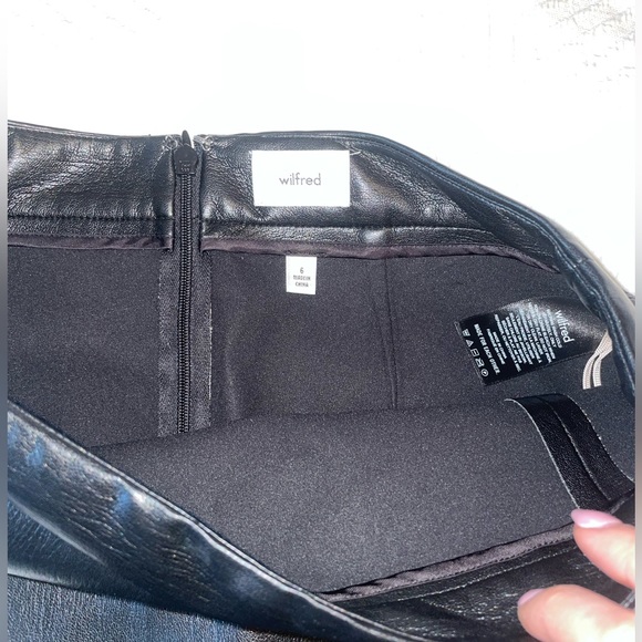 Wilfred, black mini skirt, size 6 - Picture 3 of 4